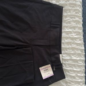 Anne Klein straight leg pant- size 6